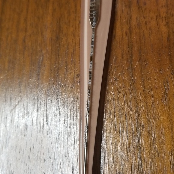 💕ALICE + OLIVIA💕 Victoria Sunglasses Blush/Fade NWT - Picture 13 of 16